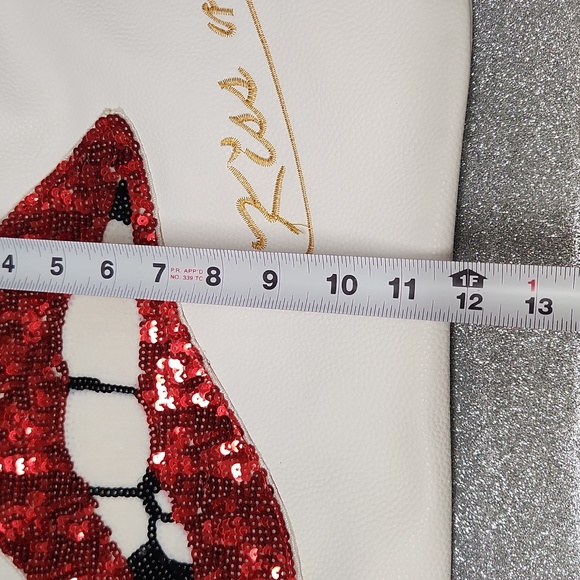 Kiss me handbag - Picture 3 of 12